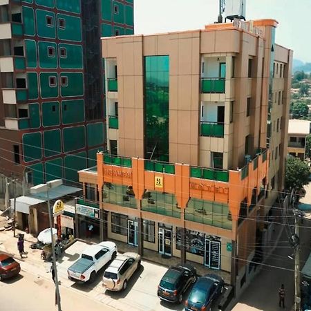 New Heaven Hotel Yaoundé Buitenkant foto